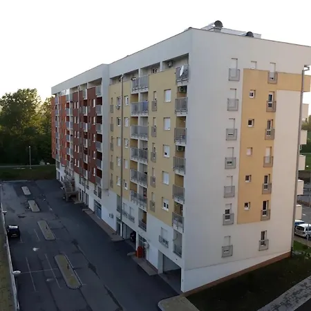 Banja Luka, Stan Na Dan Apartment